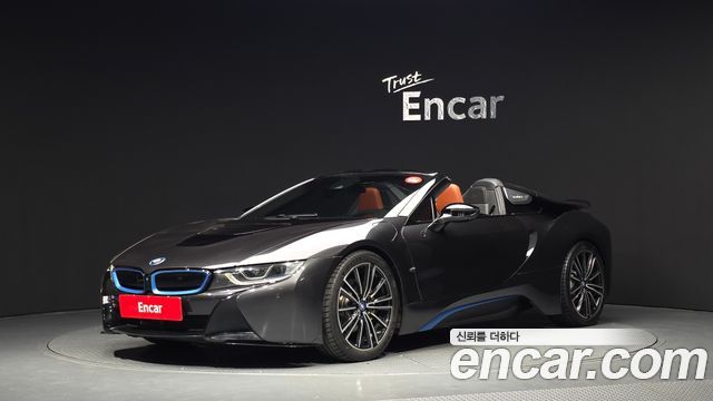 BMW i8 Roadster — пробег 73 740 км — фото 1 из 5