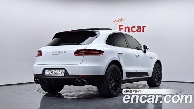Porsche Macan из Кореи Encar
