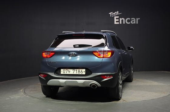Kia Stonic Diesel 1.6 Trendy — пробег 88 759 км — фото 4 из 5