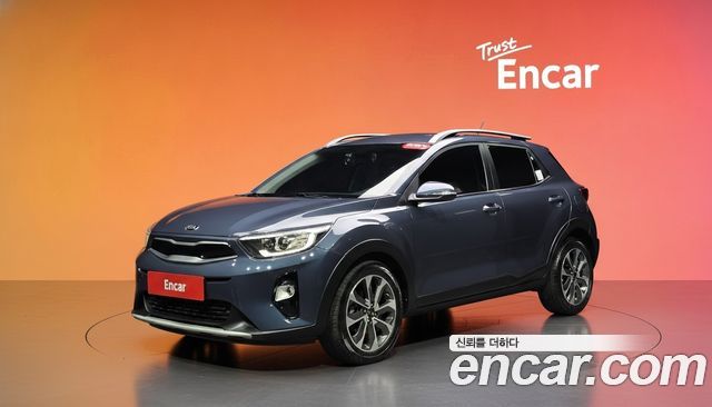 Kia Stonic из Кореи Encar