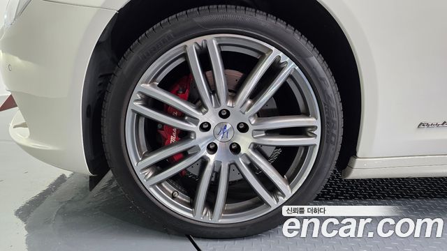 Maserati Quattroporte из Кореи Encar