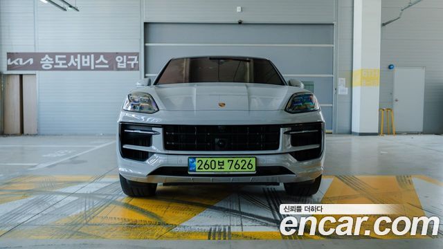 Porsche Cayenne 3.0 S E-Hybrid Coupe — пробег 14 105 км — фото 1 из 5