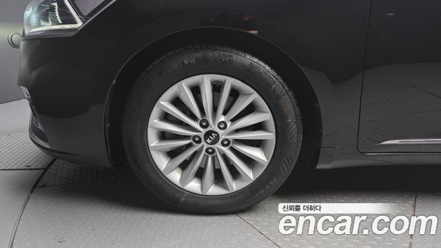 Kia K7 из Кореи Encar