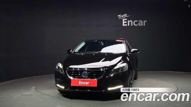 Volvo V40 из Кореи Encar
