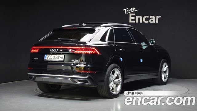 Audi Q8 45 TDI Quattro Premium — пробег 154 235 км — фото 2 из 5