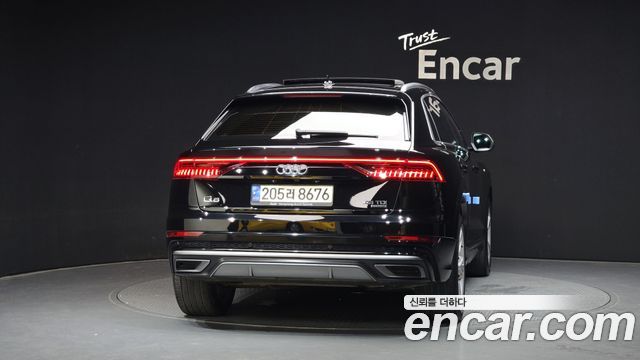 Audi Q8 45 TDI Quattro Premium — пробег 154 235 км — фото 4 из 5