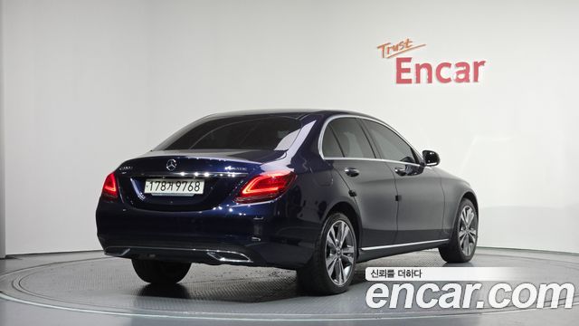Mercedes-Benz C-Class из Кореи Encar