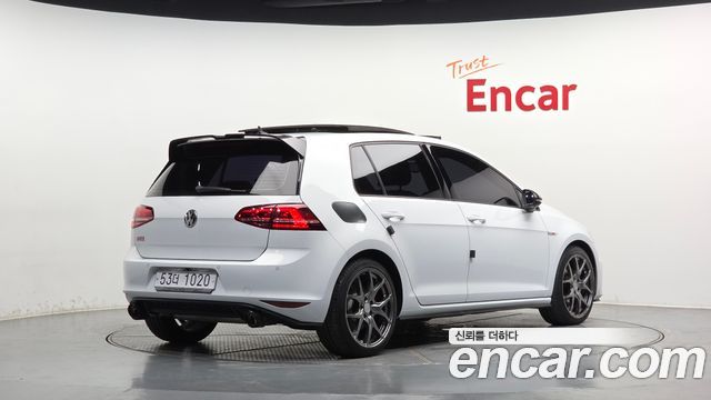 Volkswagen Golf 2.0 GTI — пробег 95 120 км — фото 2 из 5