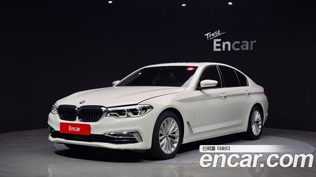 BMW 5-Series 530i xDrive Luxury Plus — пробег 160 202 км — фото 1 из 5