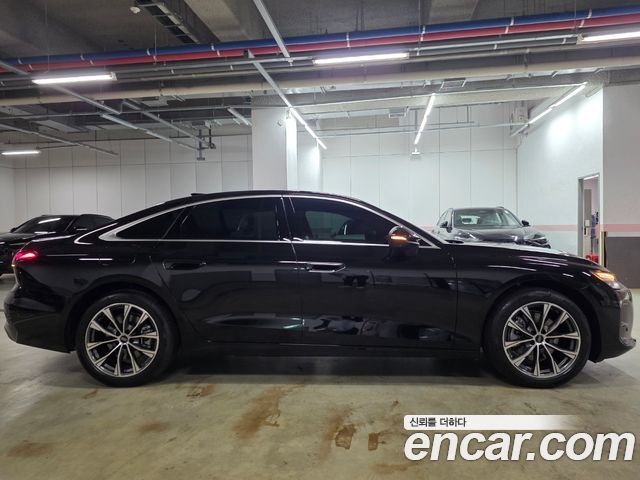 Audi A6 40 TFSI Advanced — пробег 720 км — фото 3 из 5