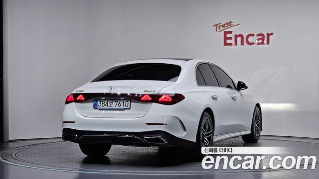 Mercedes-Benz E-Class из Кореи Encar