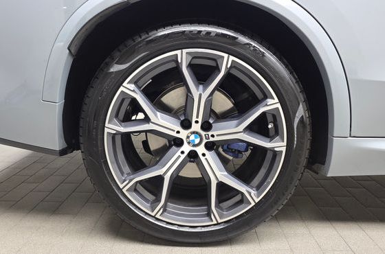 BMW X5 xDrive 40i M Sport — пробег 12 247 км — фото 5 из 5