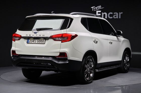 Ssangyong Rexton Diesel 2.2 2WD Majesty — пробег 96 999 км — фото 2 из 5