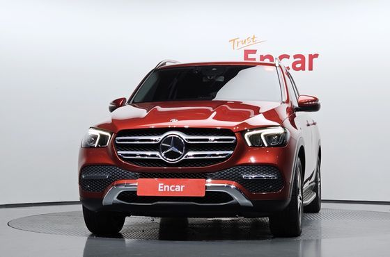 Mercedes-Benz GLE-Class GLE300d 4MATIC — пробег 33 775 км — фото 3 из 5