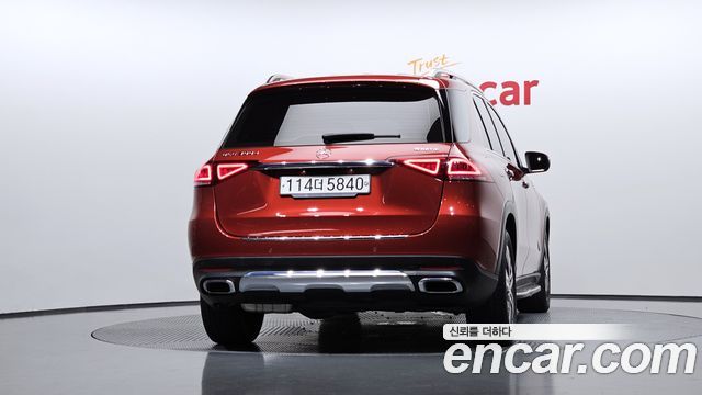 Mercedes-Benz GLE-Class GLE300d 4MATIC — пробег 33 775 км — фото 4 из 5