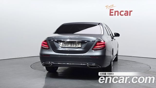 Mercedes-Benz E-Class из Кореи Encar