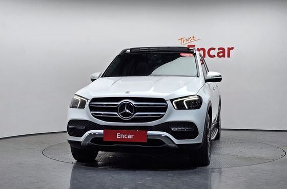 Mercedes-Benz GLE-Class GLE300d 4MATIC — пробег 88 349 км — фото 3 из 5