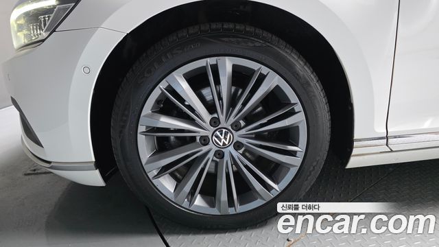 Volkswagen Passat из Кореи Encar