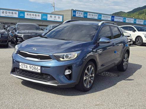 Kia Stonic Diesel 1.6 Prestige — пробег 76 830 км — фото 1 из 5
