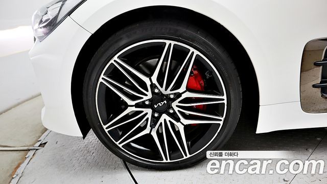 Kia Stinger из Кореи Encar