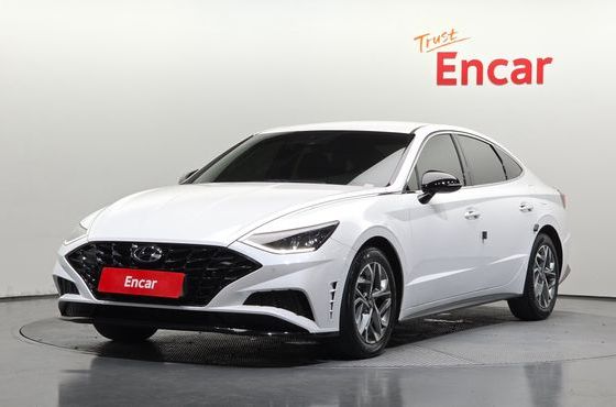 Hyundai Sonata 2.0 Premium Plus — пробег 47 613 км — фото 1 из 5