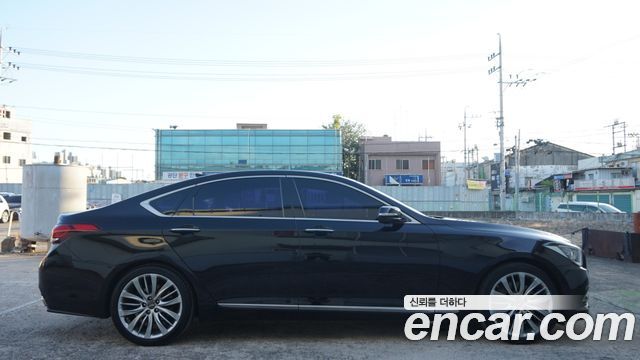 Hyundai Genesis из Кореи Encar