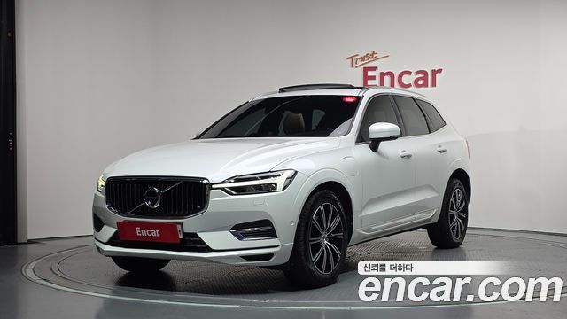 Volvo XC60 T8 Inscription — пробег 133 922 км — фото 1 из 5