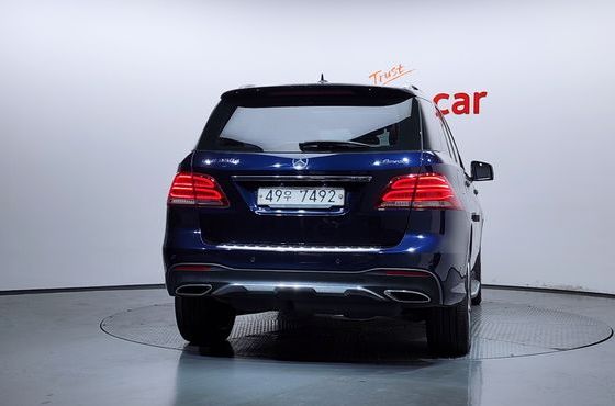 Mercedes-Benz GLE-Class GLE350 d 4MATIC — пробег 97 728 км — фото 4 из 5