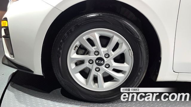 Kia K3 из Кореи Encar