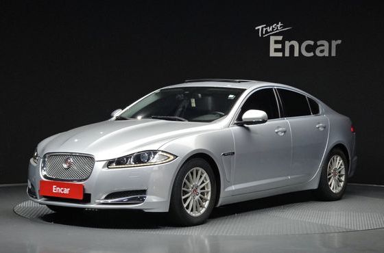 Jaguar XF 2.2D Luxury X250 — пробег 116 709 км — фото 1 из 5