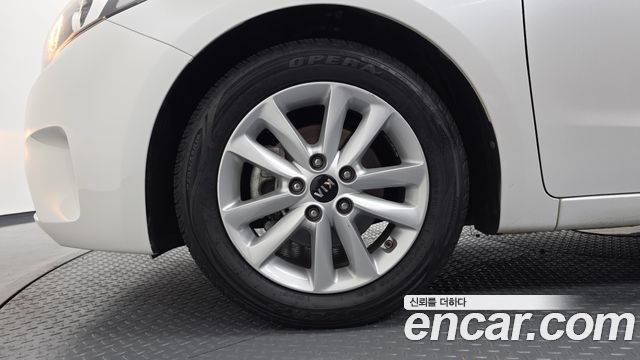 Kia K3 из Кореи Encar