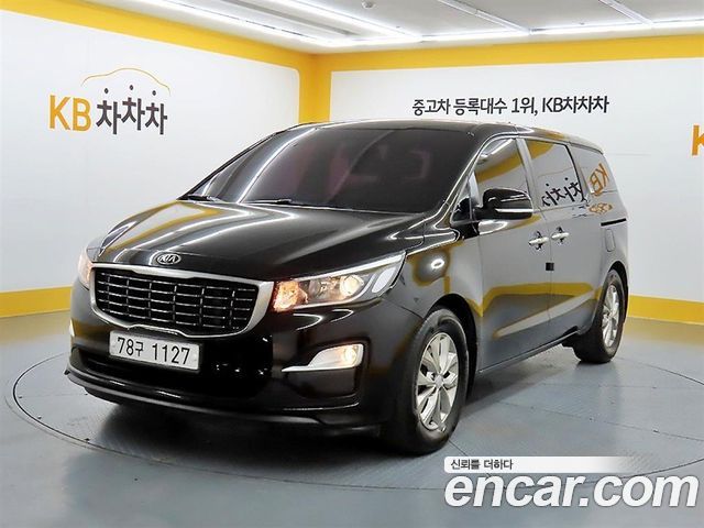 Kia Carnival 11-Seater Deluxe — пробег 159 224 км — фото 2 из 5