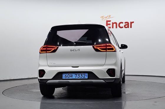 Kia Niro Air — пробег 45 050 км — фото 4 из 5