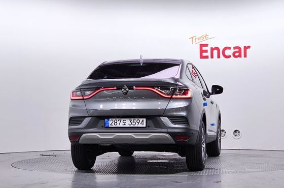 Renault (Samsung) Arkana 1.6 GTe Iconic — пробег 26 км — фото 4 из 5