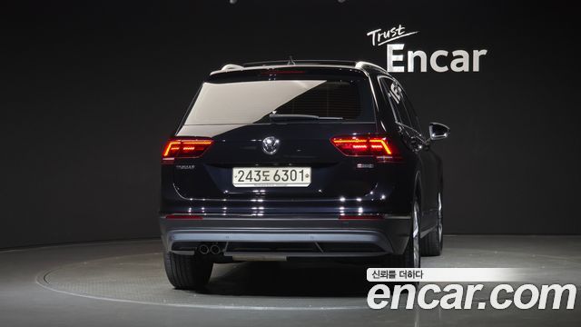 Volkswagen Tiguan 2.0 TDI 4Motion Prestige — пробег 159 181 км — фото 4 из 5