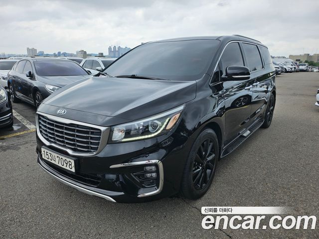 Kia Carnival 9-Seater Prstige — пробег 144 297 км — фото 1 из 5
