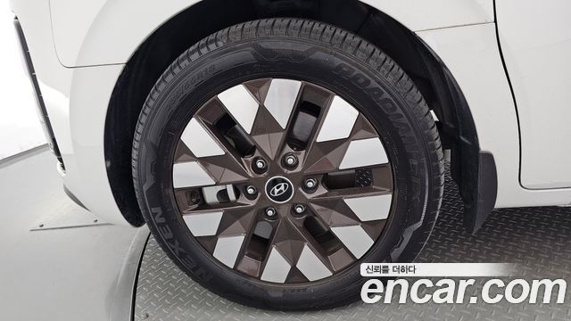 Hyundai Staria из Кореи Encar