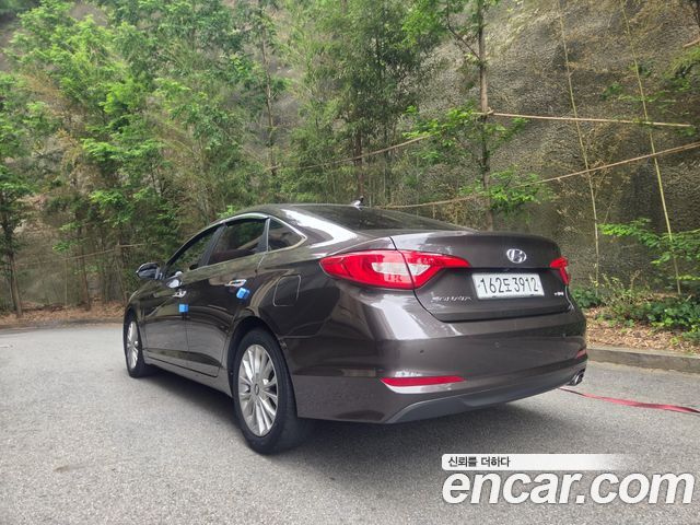 Hyundai Sonata 1.7 Diesel Smart — пробег 181 800 км — фото 3 из 5