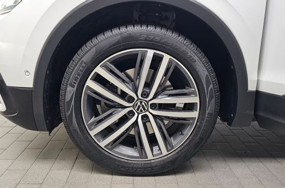 Volkswagen Tiguan 2.0 TSI Prestige — пробег 15 814 км — фото 5 из 5