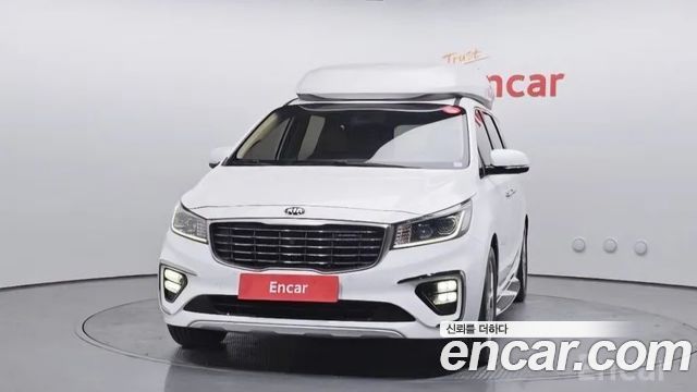 Kia Carnival 7-Seater Hi-Limousine VIP — пробег 91 520 км — фото 3 из 5