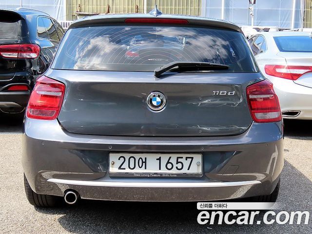 BMW 1-Series 118d Urban 5Dr — пробег 153 192 км — фото 4 из 5