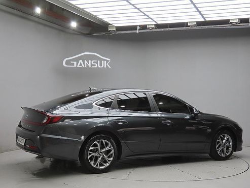 Hyundai Sonata 2.0 Premium Family — пробег 70 212 км — фото 3 из 5