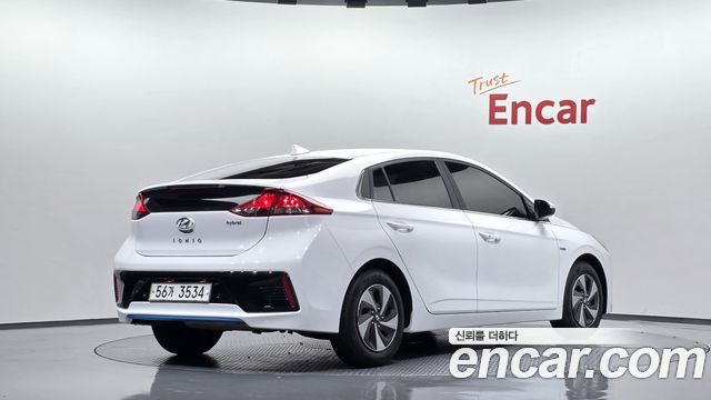 Hyundai Ioniq из Кореи Encar