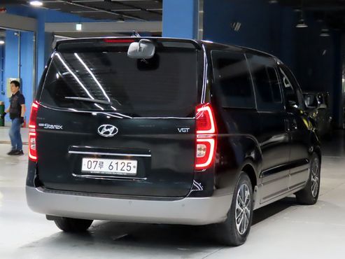 Hyundai Starex Urban 9-Seater Exclusive — пробег 157 969 км — фото 4 из 5
