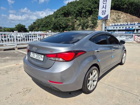 Hyundai AVANTE 1.6 GDi Smart Standard — пробег 148 123 км — фото 4 из 5