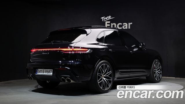 Porsche Macan из Кореи Encar