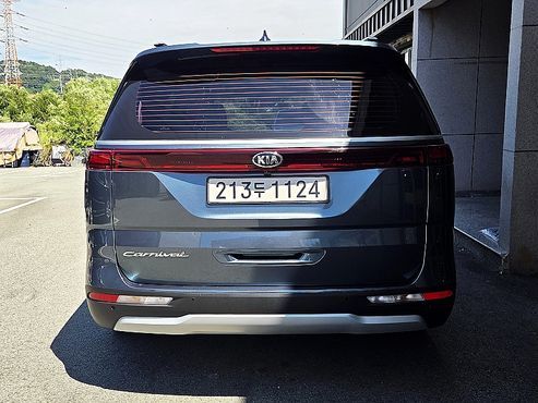 Kia Carnival 9-Seater Prestige — пробег 81 898 км — фото 4 из 5