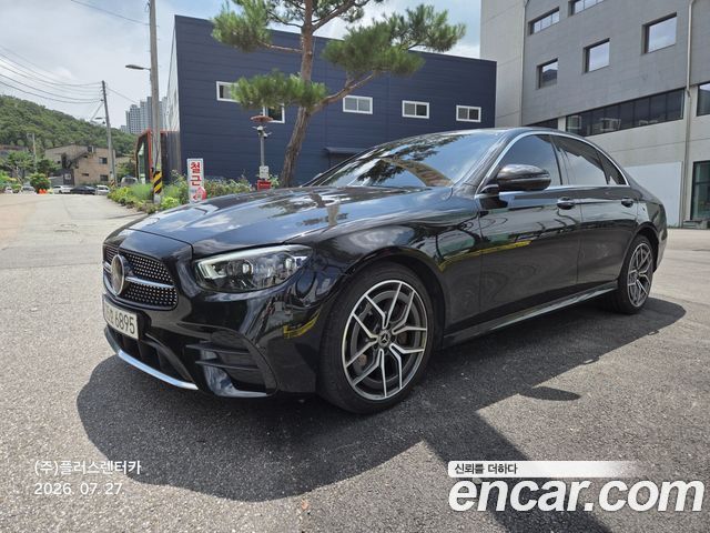 Mercedes-Benz E-Class E220d 4MATIC AMG Line — пробег 52 451 км — фото 1 из 5