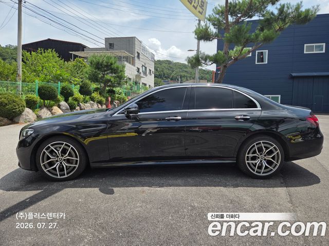 Mercedes-Benz E-Class E220d 4MATIC AMG Line — пробег 52 451 км — фото 5 из 5