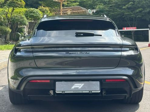 Porsche Taycan Turbo Cross Turismo — пробег 24 000 км — фото 3 из 5